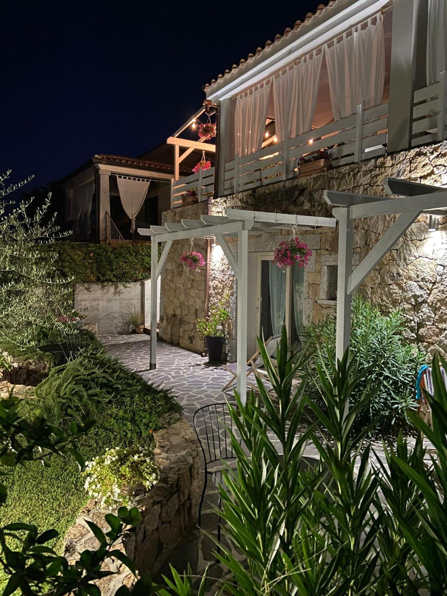 La Pecora Nera B&B Budoni Ngoại thất bức ảnh